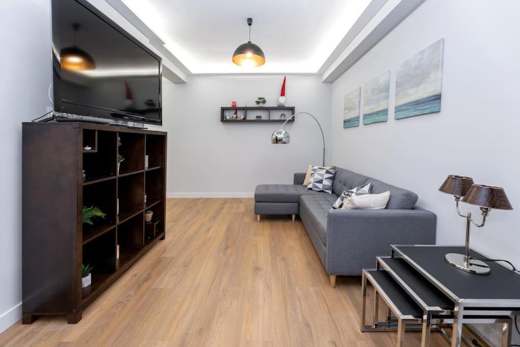Apartament Precioso Piso Con Terraza En Centro De Grenada Zewnętrze zdjęcie