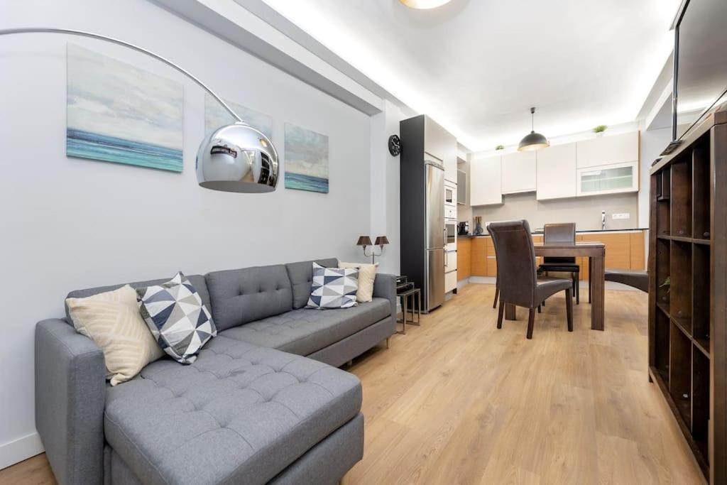 Apartament Precioso Piso Con Terraza En Centro De Grenada Zewnętrze zdjęcie