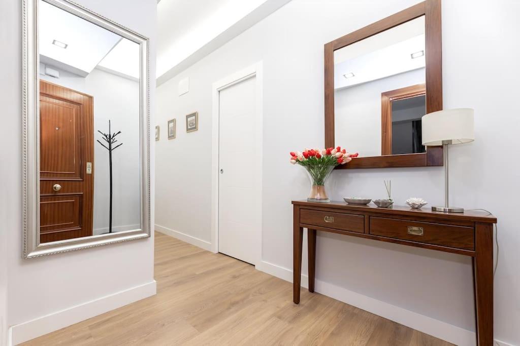 Apartament Precioso Piso Con Terraza En Centro De Grenada Zewnętrze zdjęcie